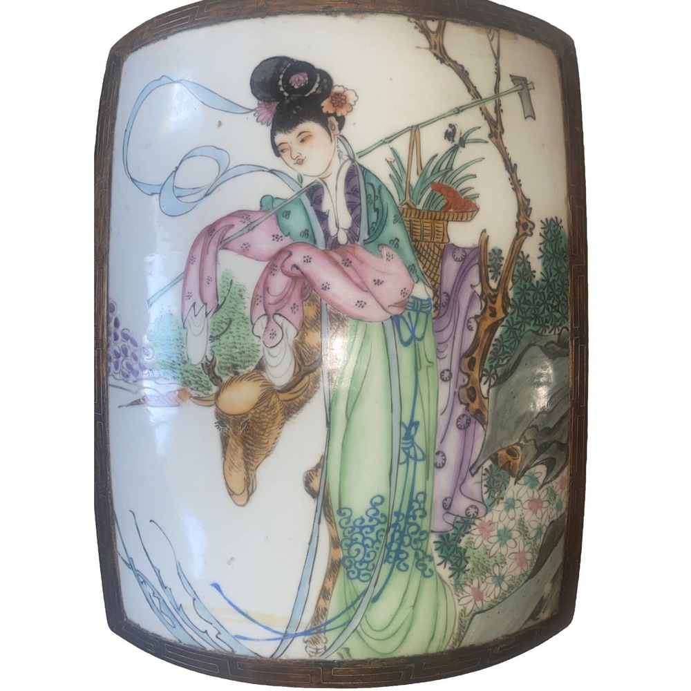 Antique Chinese porcelain &wood trinket box Fine Inlay Around Boarder 8”x7x3.5”